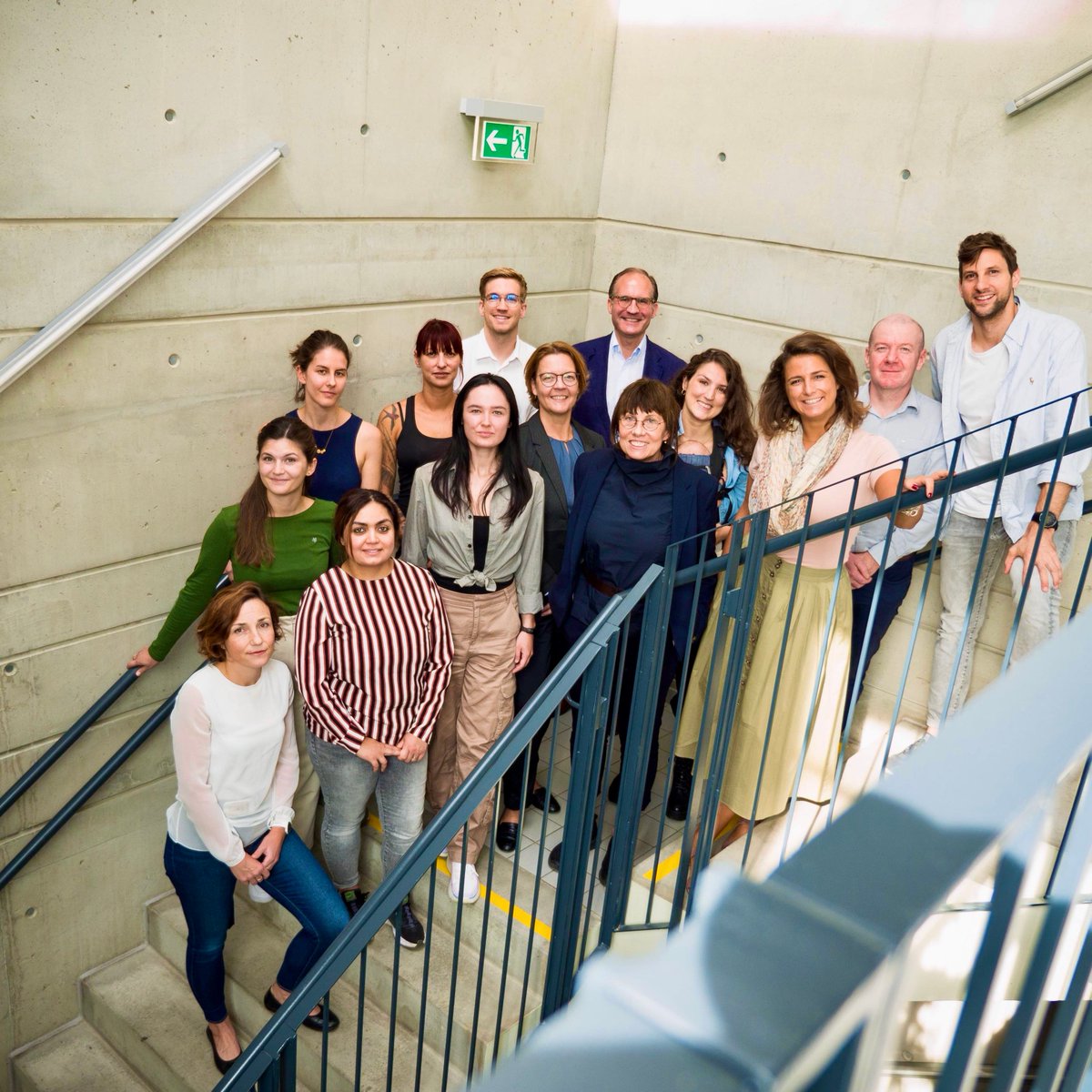 🎓PhD Opportunity! Our lab at MedUni Vienna is now accepting applications for PhD candidates. labormedizin.meduniwien.ac.at/en/research/re… Apply online by 15.04.2024, 23:55CET at bit.ly/3l7WMhs. #PhDOpportunity #Research #PhDLife #cardiovascular #atherosclerosis #extracellularvesicles