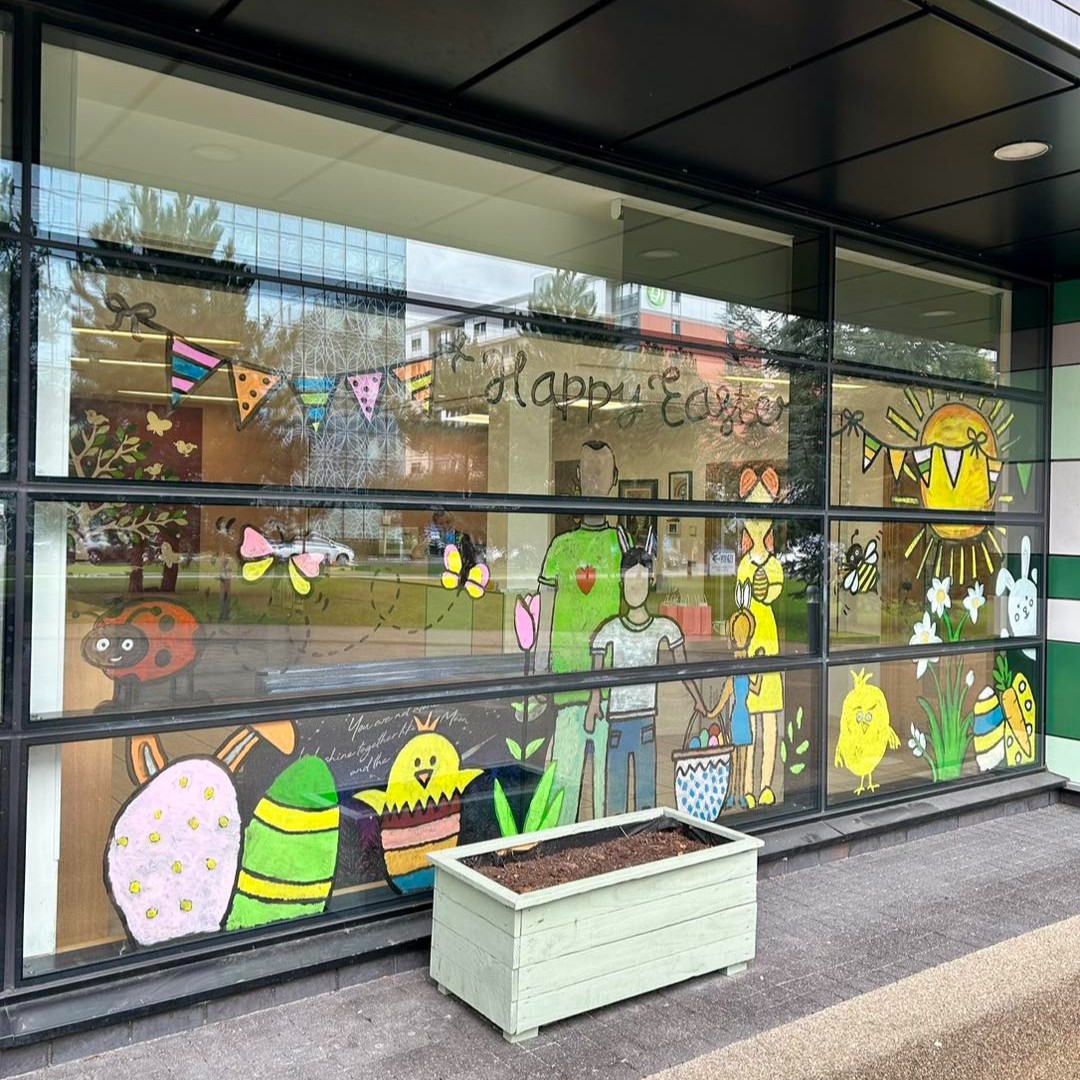This #feelgoodfriday we want to say thank you to our fabulous friends at @AEWarchitects for working their magic again with this gorgeous window display in our #Manchester House. 🐣🐰 They are all so creative and we're so grateful to have their ongoing support for our Charity. ❤️