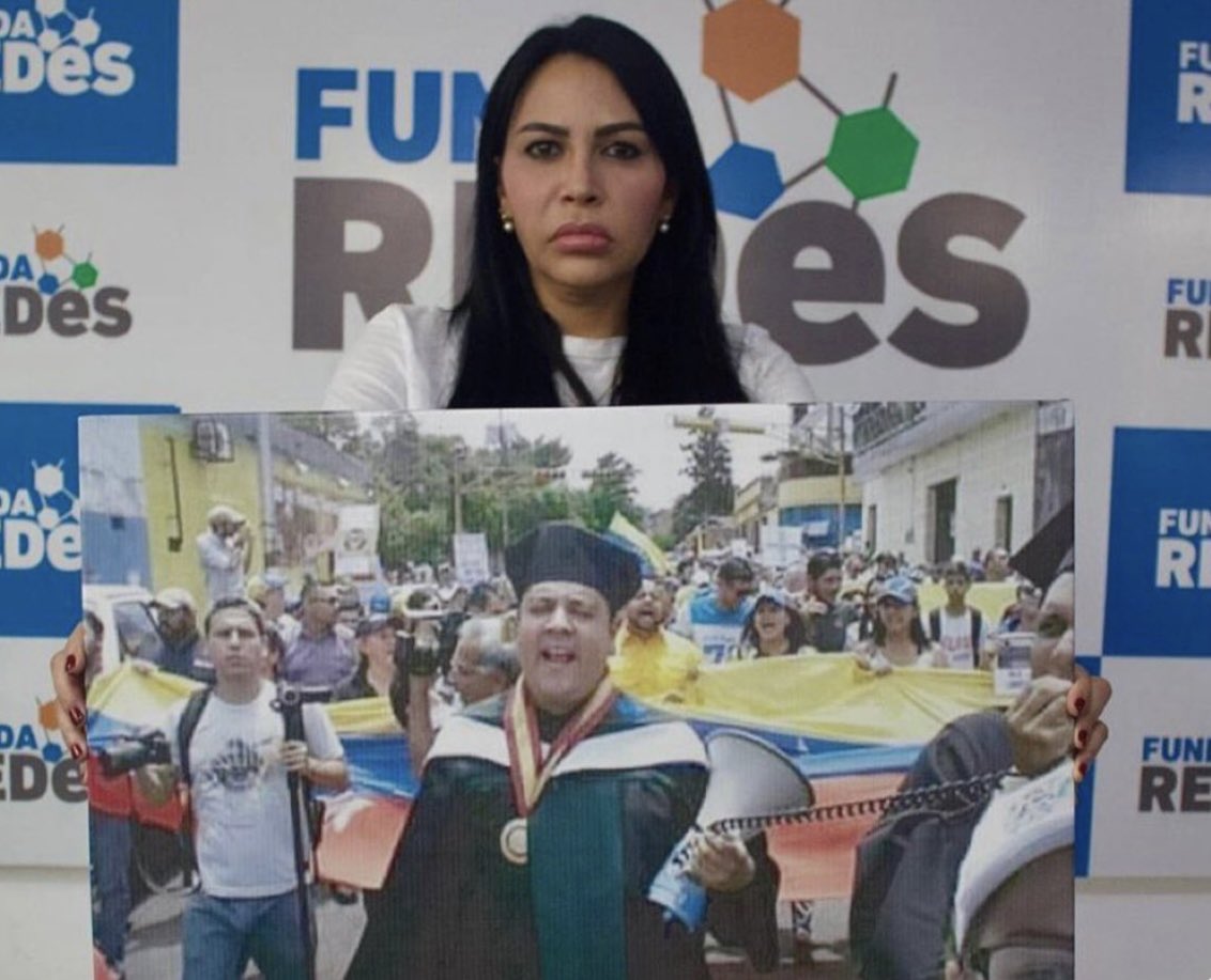 300 prisioneros políticos en Venezuela, todos han sido sometidos a torturas, tratos crueles, inhumanos o degradantes. Las familias de todos sufren porque ellos mismos son maltratados, o se les impide ver a su familiar o conocer sobre su estado de salud. Todos con graves…