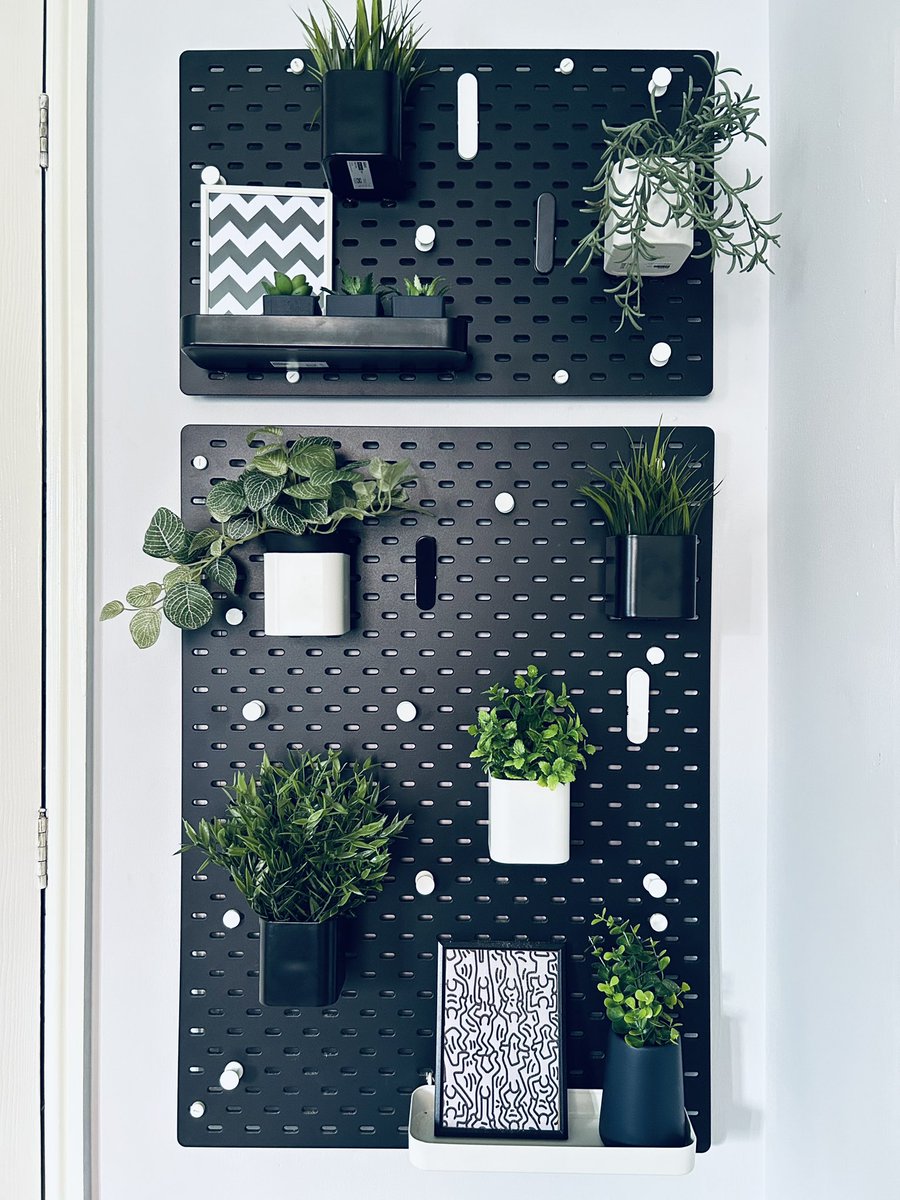 ross_johnston88's tweet image. Project 1 of 2024 complete: Spring makeover! #springmakeover #livingroom #panelling