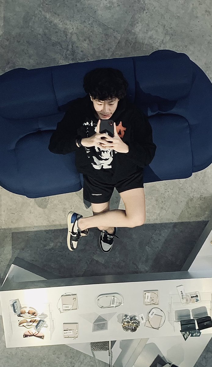 udah lama banget ga aktif twt,apa kabar moots?