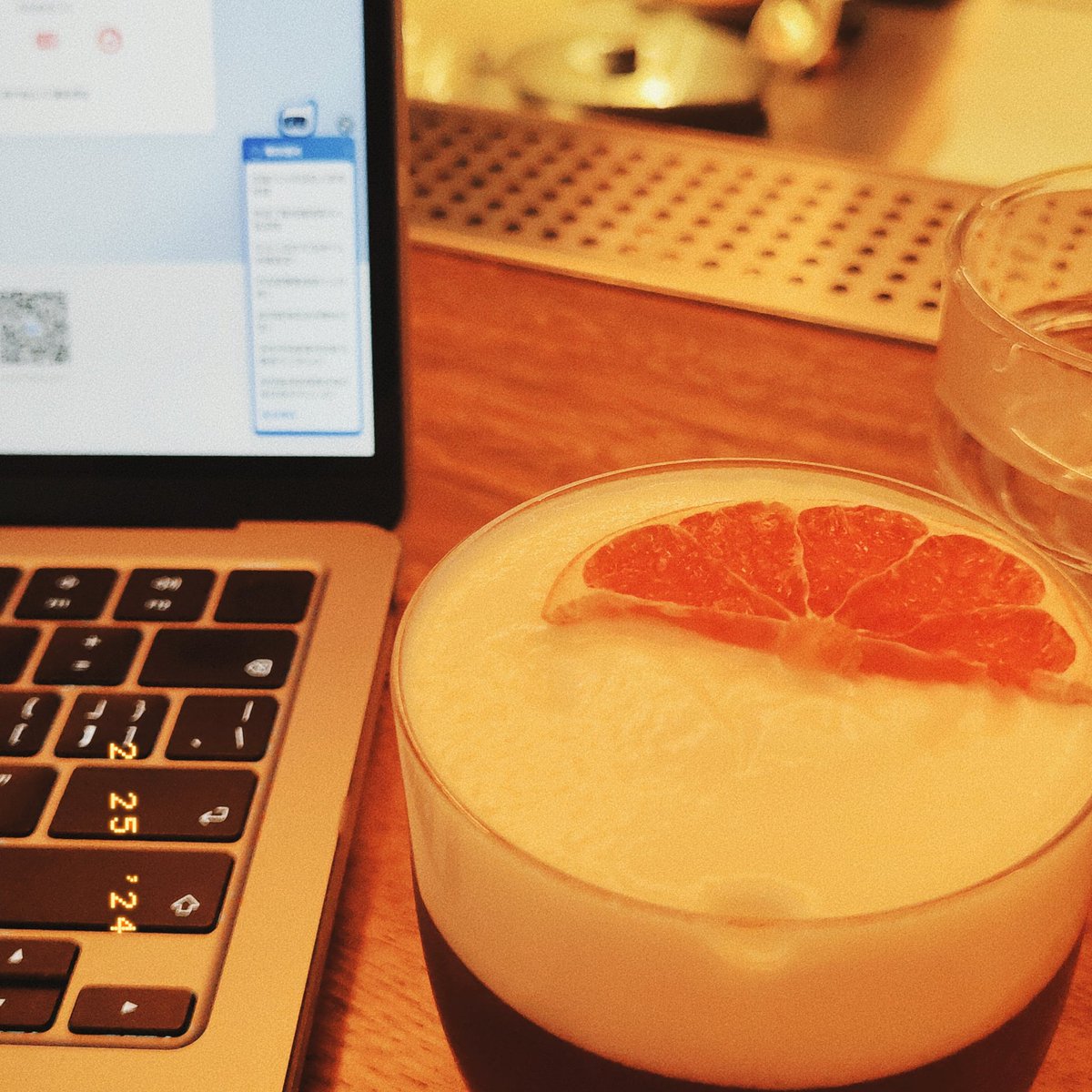 煐岷呐..
虽然我也不算太会拍但是...