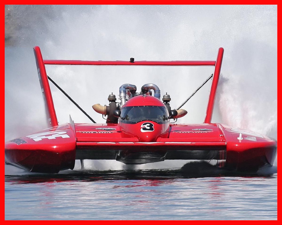 Friday.

Coming at you, race fans!

📷 Tim Crowley