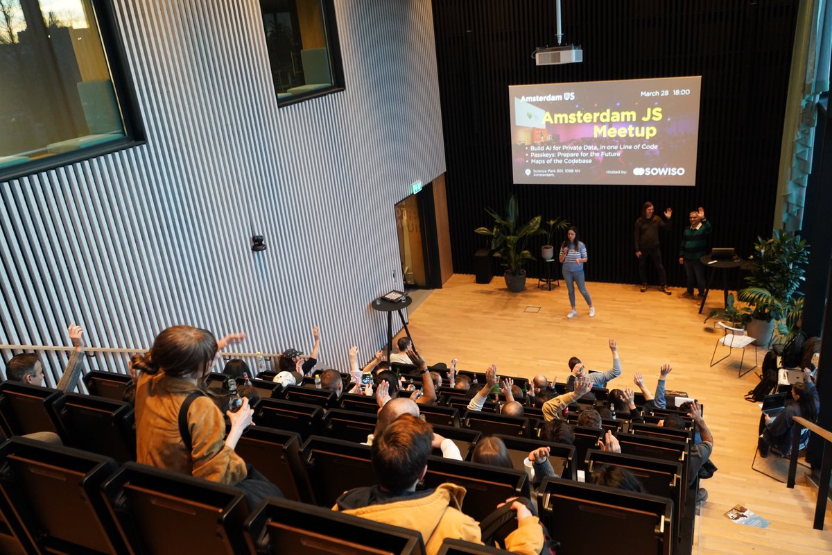 sowisobv's tweet image. We had an amazing time hosting the last #AmsterdamJS Meetup! We had the chance to attend engaging presentations focusing on &quot;Building AI for Private Data and more.&quot; The delicious food and energizers provided a perfect opportunity to mingle and have fun together. 🍕