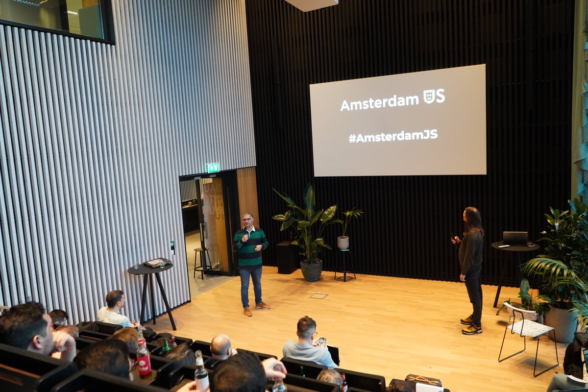 sowisobv's tweet image. We had an amazing time hosting the last #AmsterdamJS Meetup! We had the chance to attend engaging presentations focusing on &quot;Building AI for Private Data and more.&quot; The delicious food and energizers provided a perfect opportunity to mingle and have fun together. 🍕