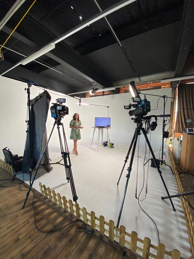 Traning videos in the studio. Don't forget we are here for all your corporate videos as well as showreels #timetoact #showreel #film #selftape