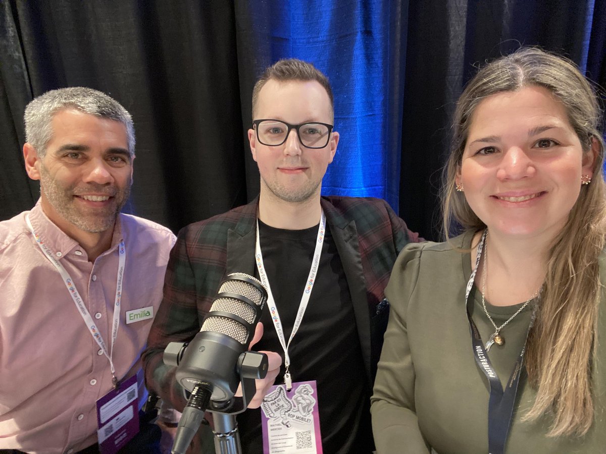 merciermathieu5's tweet photo. L'espace Balado, initiative du @CancrePedagogue, a fait du feu cette semaine au Hall de l'innovation de l'@AQUOPS !

Encore des photos :)
@LeGamerMentor
@StephaneCote30 
@MyraAuvergnat https://t.co/X8vnX7MsUe