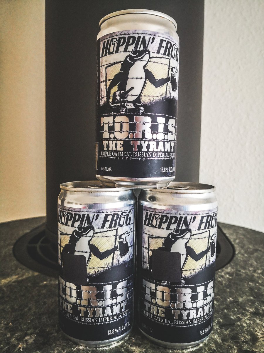 TigerPax's tweet image. If you like stout, I can highly recommend this one. It is well balanced, flavorful and dark like my soul.
#hoppinfrog #beerlover #beertwitter #toristhetyramt #beerx #hardtoget #russianstout #stout #beergasm
