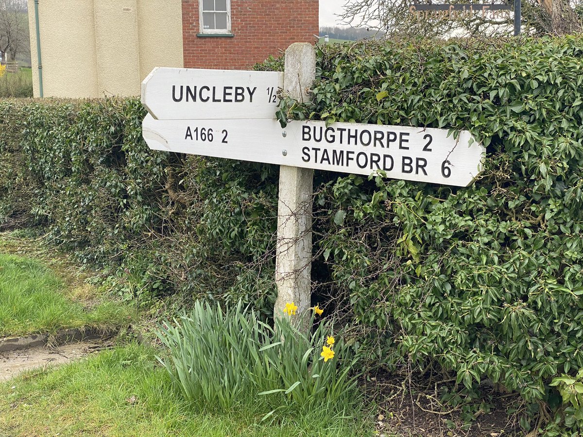 Someone must have an uncle from Uncleby #FingerpostFriday #yorkshirewolds#kirkbyunderdale