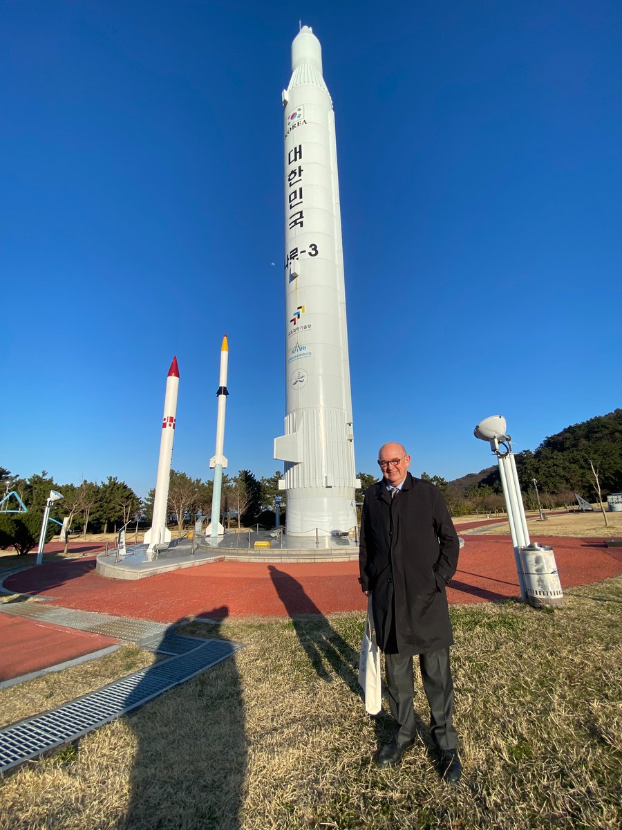 A very good visit to Korea last week in my role as Chair of The Hague Code of Conducr against the proliferation of ballistic missiles. A very good conference was followed by a very interesting visit to the Naro Space Centre