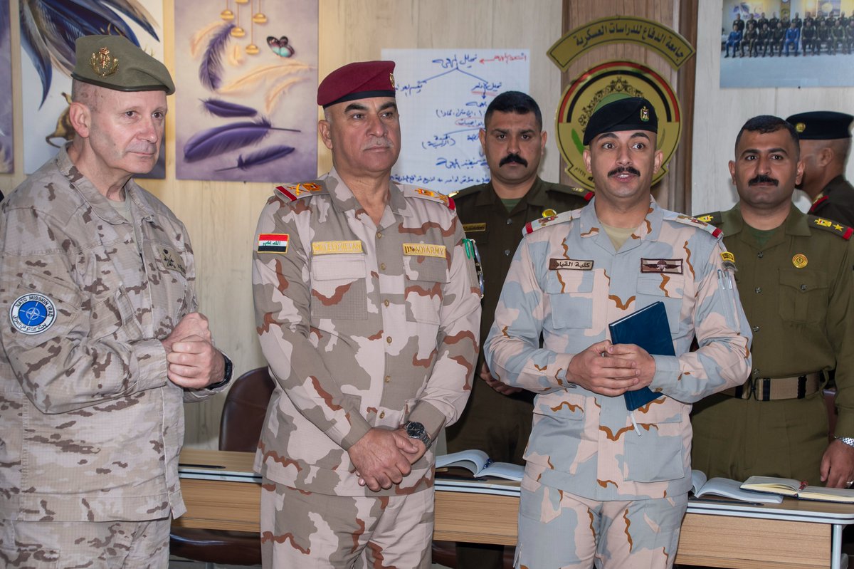 On March 25th, NMI Commander and PSE Director met the Dean of Iraqi Command College. They witnessed one of the sessions of the Military Decision-Making Process Workshop, supported by NMI advisors and Command College Faculty Members. #natomissioniraq #WeAreNATO #strongertogether