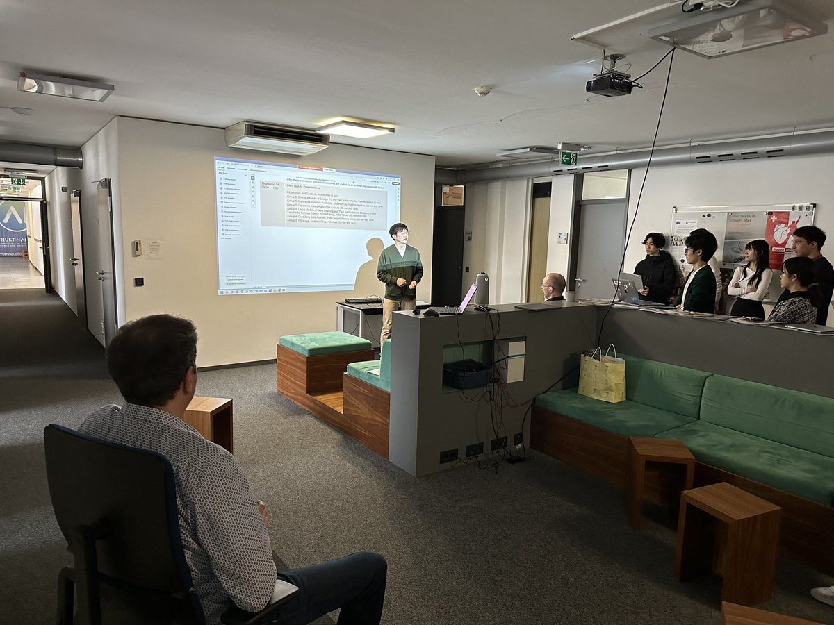ocu_mit's tweet photo. 現地の研究者の方々にもご指導いただき、研究のブラッシュアップを行いました。

最終日の成果発表の様子です🌟 https://t.co/6SE0Zbe72B