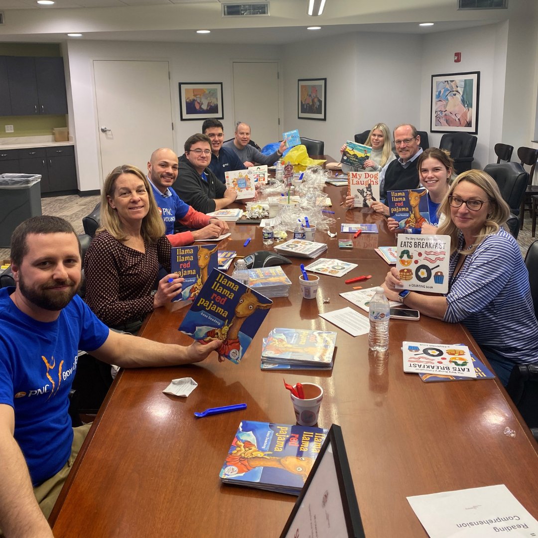 Volunteers at PNC Bank assisted in preparing undeliverable Imagination Library books to go back into the community. Your invaluable support is appreciated as we work to cultivate a community of avid readers.