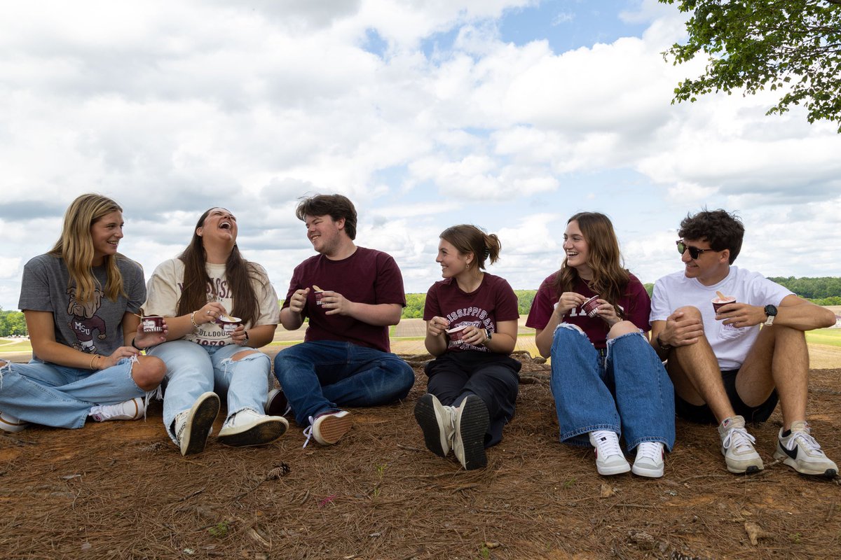 Happy #MAROONFRIDAY and first day of Easter break Bulldogs! 

We hope this long weekend is full of safe travels, rest and time with loved ones! We can’t wait to see you back on campus on Tuesday! 🐣🌸🌼

#HailState #msstate #msusa