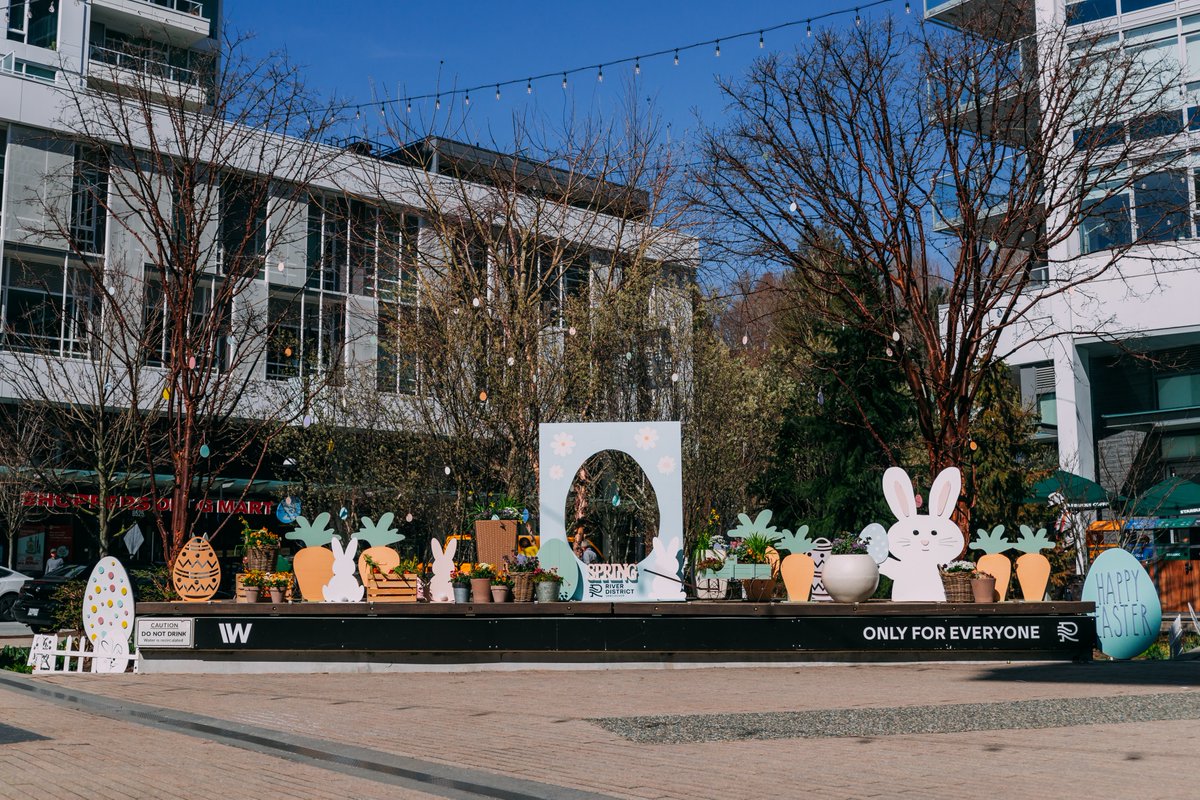 Spring is in the air, River District! 🌸🌱 Have you spotted our Easter decorations in Town Centre? 🐣✨ Share your snapshots with us by tagging @RDVancouver!