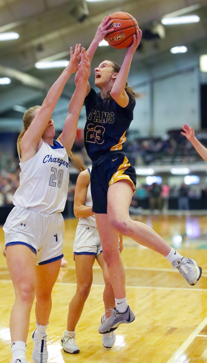 Midco Sports (@midcosports) on Twitter photo ๐๐ Congratulations to the Midco Sports South Dakota Class A Girls Player of the Year ๐๐
โญ๏ธ <a href="/KatieVasecka23/">Katie Vasecka</a> of <a href="/TeaGbb/">TeaGBB</a> โญ๏ธ
๐ธ: <a href="/SDPBSports/">SDPB Sports</a>
#MidcoSports | #SDpreps ๐๐ Congratulations to the Midco Sports South Dakota Class A Girls Player of the Year ๐๐
โญ๏ธ <a href="/KatieVasecka23/">Katie Vasecka</a> of <a href="/TeaGbb/">TeaGBB</a> โญ๏ธ
๐ธ: <a href="/SDPBSports/">SDPB Sports</a>
#MidcoSports | #SDpreps