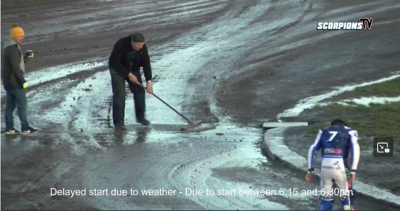 SpeedwayPlus (@_speedwayplus_) on Twitter photo Incredible effort by the track staff at <a href="/SpeedwayScunny/">Scunthorpe Speedway</a>, turning a swimming pool into a speedway track in 30 minutes. Hopefully they can get this on. Incredible effort by the track staff at <a href="/SpeedwayScunny/">Scunthorpe Speedway</a>, turning a swimming pool into a speedway track in 30 minutes. Hopefully they can get this on.