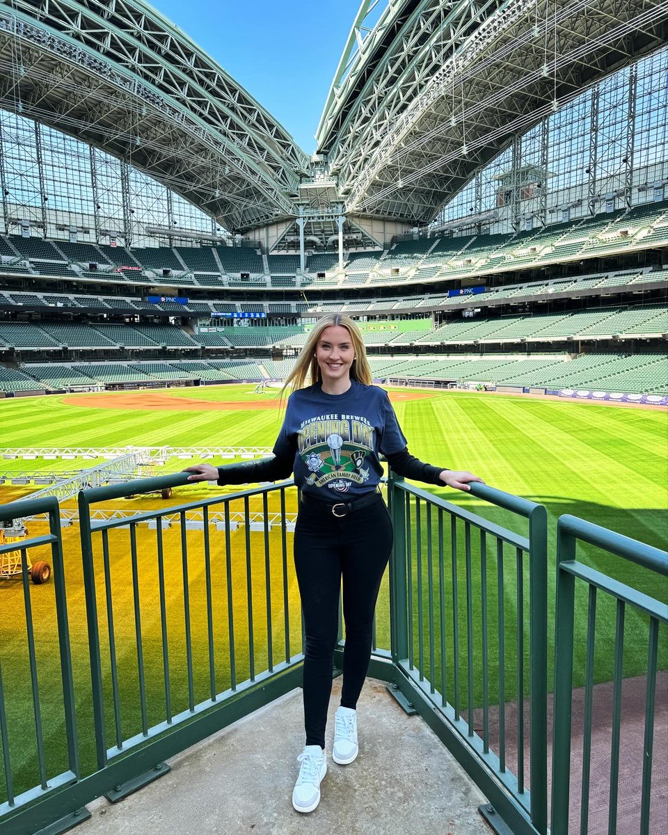 NOW it’s officially Opening Day! ⚾️ Brewers baseball is BACK!! #OpeningDay #Brewers #MLB #ThisIsMyCrew