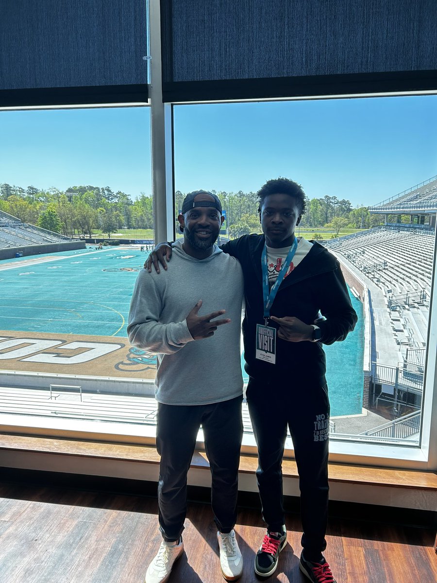 Appreciate the great time @Coachtimbeck @CoachParks84 @KyleWSteinhoff @CoastalFootball