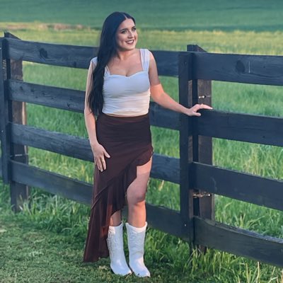 Lindsay Bowman tweet media