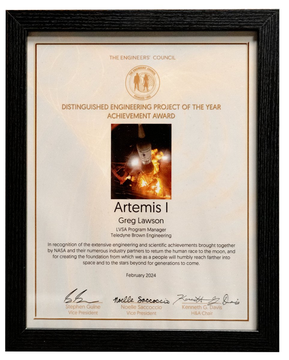 #ICYMI #TBE stood w/ our fellow Artemis I teammates to receive the Distinguished Engineering Project of the Year Achievement award at this year's #EngineersCouncil banquet. Congratulations to all of this year's winners & TBE's Greg Lawson, recognized for his work as #LVSA PM!