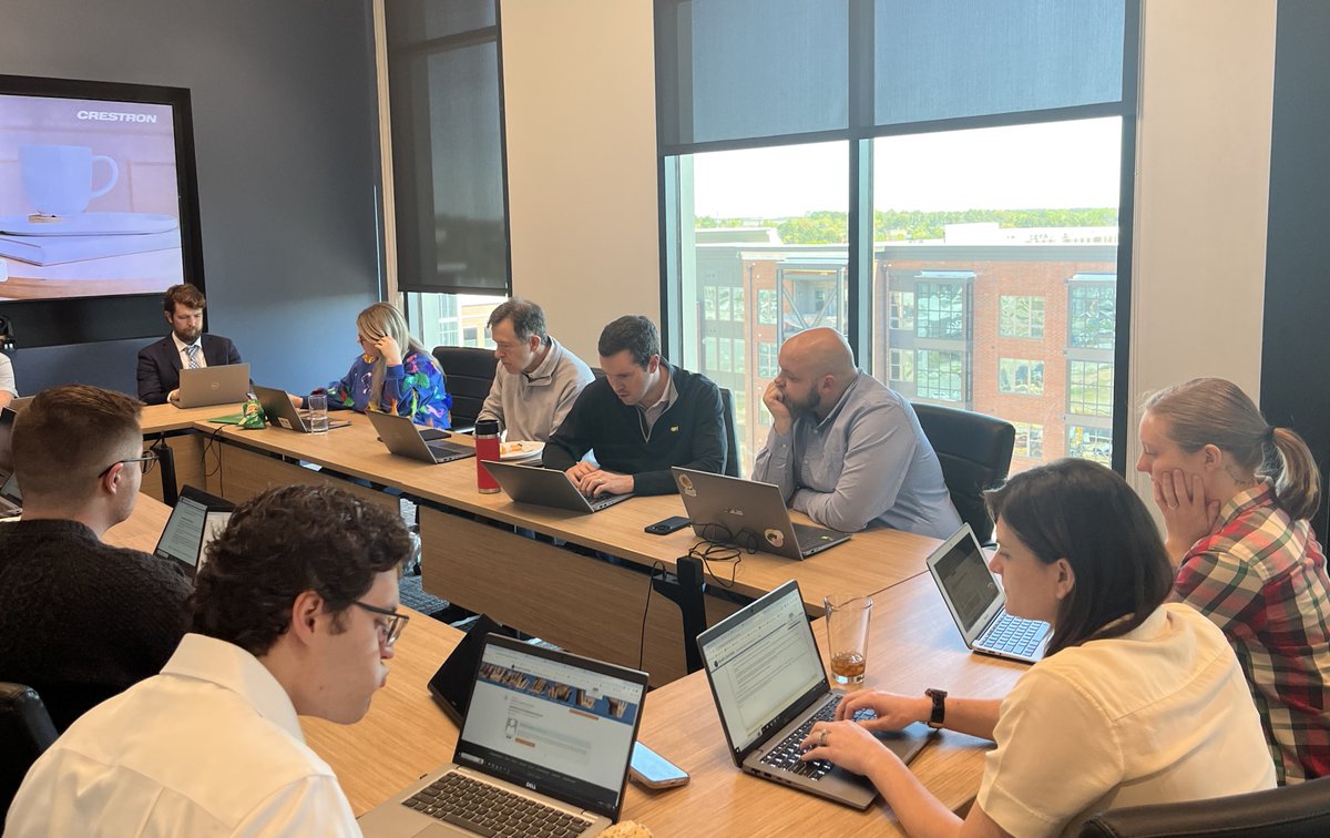 Today, our attorneys joined @UofSCLaw students to answer questions on the ABA SC Free Legal Answers site. Thanks to RG Pro Bono Committee leader Chris Boguski for leading this initiative, which impacted over 30 SC residents. We're grateful for the chance to mentor & give back!