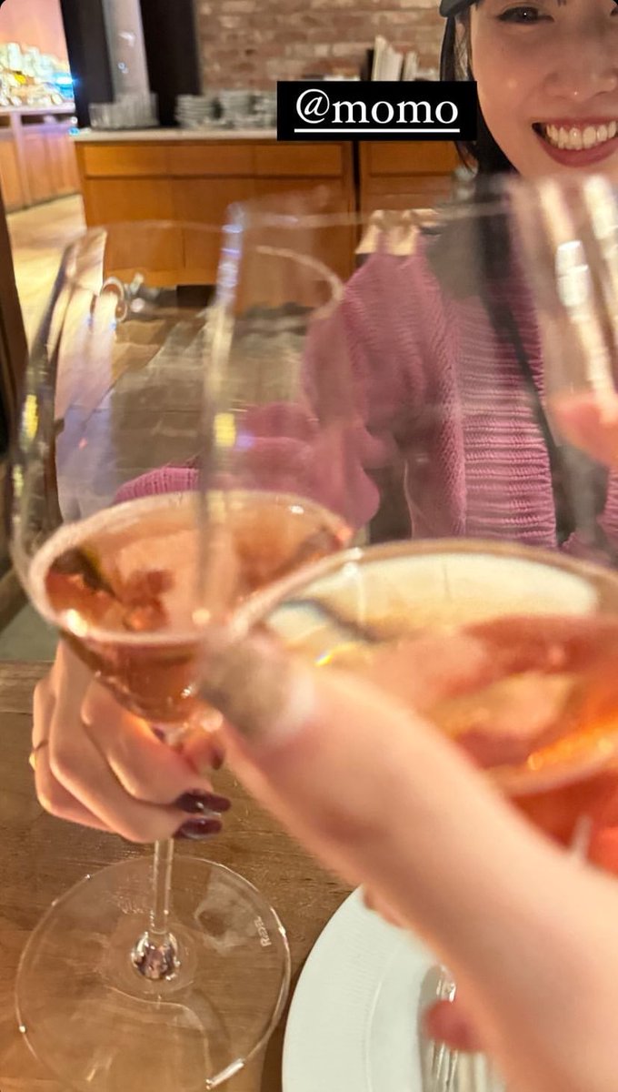 moguritwicebr's tweet image. Stories que a #NAYEON postou no instagram dela (nayeonyny) com a #MOMO 🩵🩷

🇧🇷| Date de noite depois do date

#MOMO #모모 #TWICE #트와이스 #TWICE @JYPETWICE