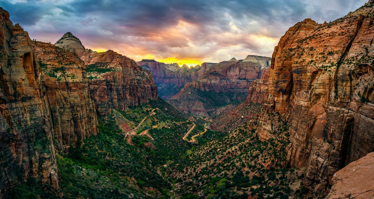ZionLodges's tweet photo. Can you name this iconic spot in Zion National Park?

#ZionLodge #ZionNationalPark #VisitUtah #XanterraTravel https://t.co/UwmnGDxt28
