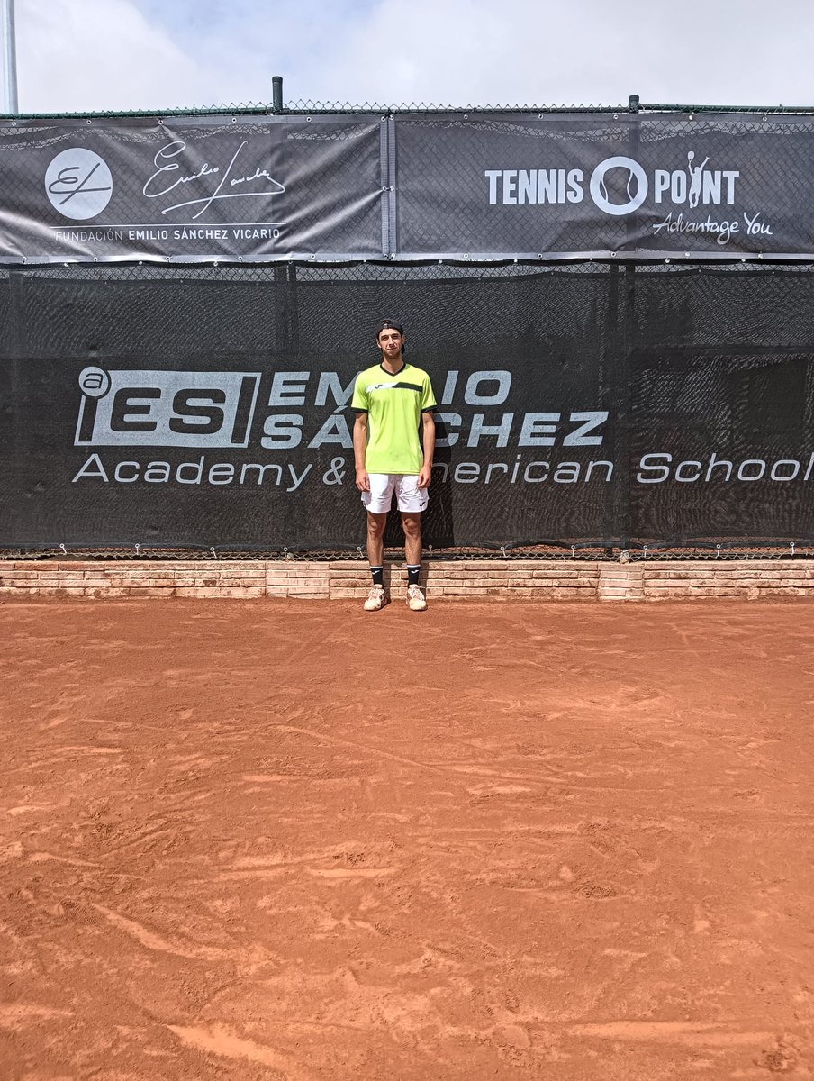 🎾Pre-Challenger:
▶️David Navarro. Campeón.
WC Main Draw.
▶️Ian Luca Cervantes.Finalista.
WC Qualy.
#emiliosanchezacademy #atpchallenger