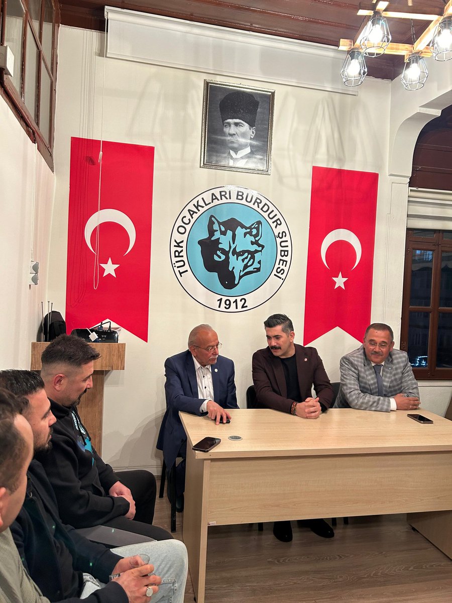 İYİ Parti Burdur belediye başkan adayı Sn. Namık Kemal Özkan ocağımızı iftar sonrası ziyaret etti. Sn.Özkan, İYİ Parti il başkanı Sn. Yusuf Altındal ve tüm misafirlerimize teşekkür ederiz.