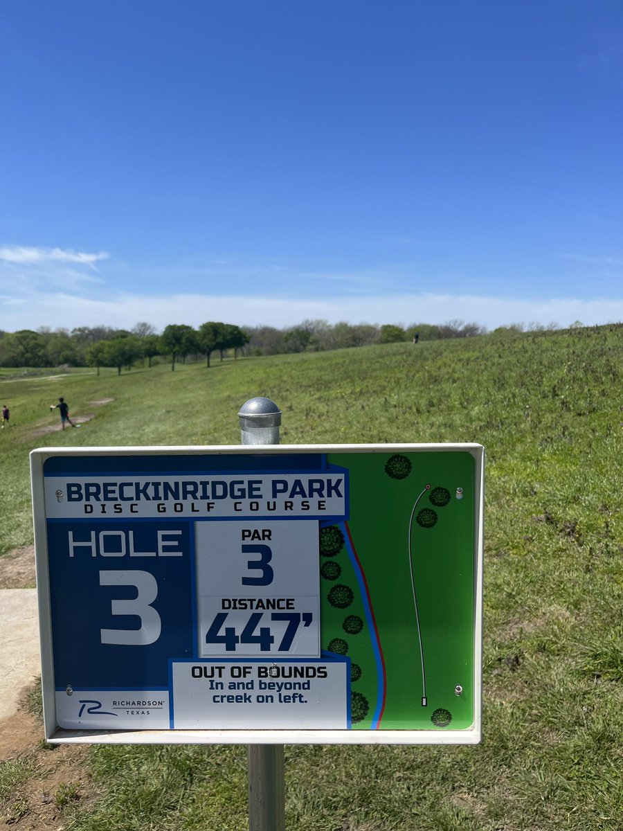 Day 89/100 #100daysofwalking Getting steps in while playing some “golf”. It’s a bit windy today but still fun in the sunshine. @MorgenCrowder @MsCannonPWE