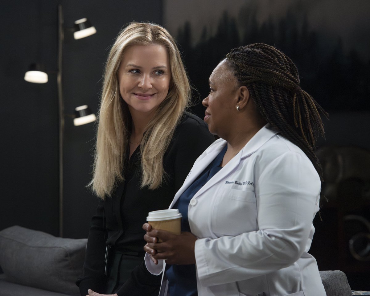 bestofcaIIiope's tweet photo. arizona smiling at bailey because she’s about to confirm calzona endgame in 2024 https://t.co/nCb26X1l8N