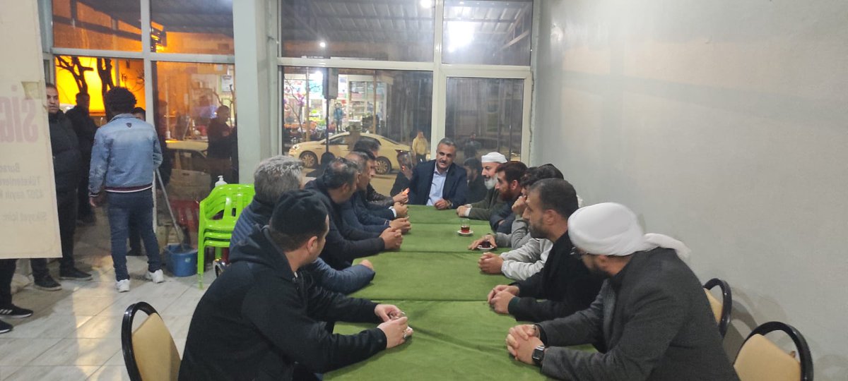 AtabeyKemal's tweet photo. Birlikte kazanacağız 
Senin için 
senden biri 
#Hep1iz
@erkankandemir @mabbaspolat @RasitOcak @akparti_ergani @akpartidbakir https://t.co/9kdwGR24A3