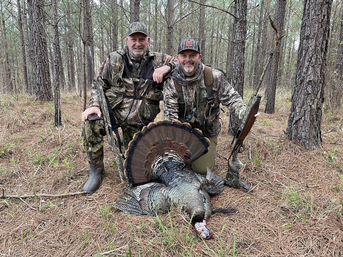 AL with my great friend Joey Massingale. We had an amazing morning hunt in Dixieland. Joey and I every year hit to woods and have such a great time. The turkey for sure is just a bonus. Happy turkey season yall! Much love and luck to you. #cantstoptheflop #bonecollector