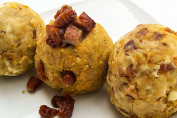 Sweet_CoffeeLat's tweet photo. Breakfasts? Come and try our "bolones" A delicious Ecuadorian recipe made from plantain stuffed with fried pork. https://t.co/N6cHB19E5C