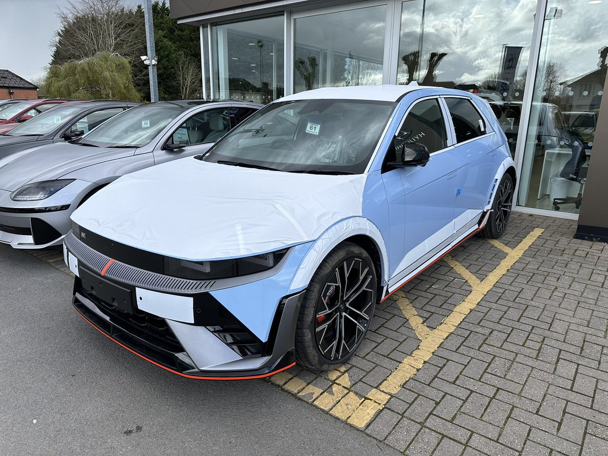 Julian Clarke tweet media