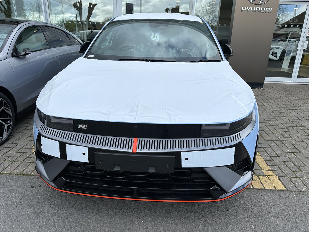 Julian Clarke tweet media