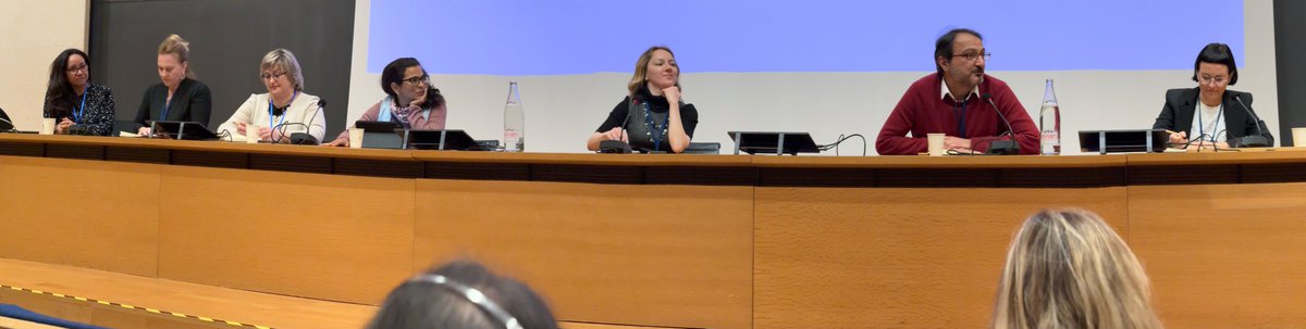 Journée du #réseau du @Programme_PAUSE : après un temps d'échange à la fois informel et convivial : 
- 2 #ateliers en simultané [chercheurs/artistes] et [établissements scientifiques et culturels]
- une #table_ronde Sciences/Arts et société ;
- le #cocktail de clôture.