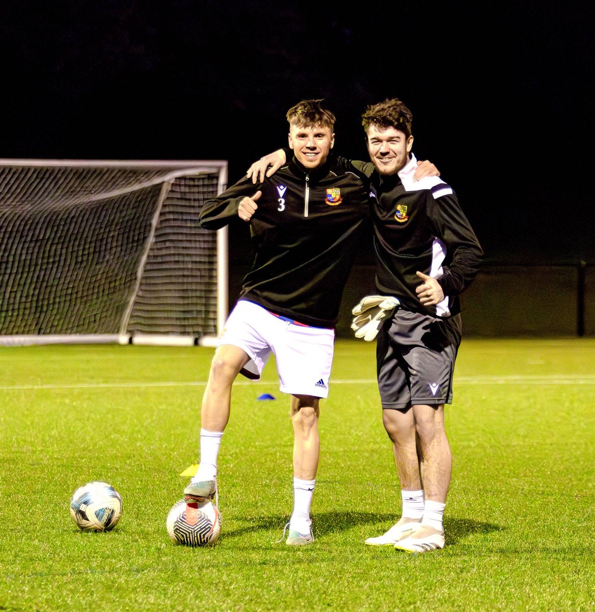 <a href="/gbutler0385/">Graeme Butler</a> @Wickham_HTFC <a href="/RoystonU23/">Royston Town FC Reserves</a> <a href="/RoystonTownFC/">Royston Town FC</a> Agreed. But it was nice to Narcis Filip, Ethan and Sam Cross supporting from the sidelines and cheering on their team, despite their injuries. 

#oneteam