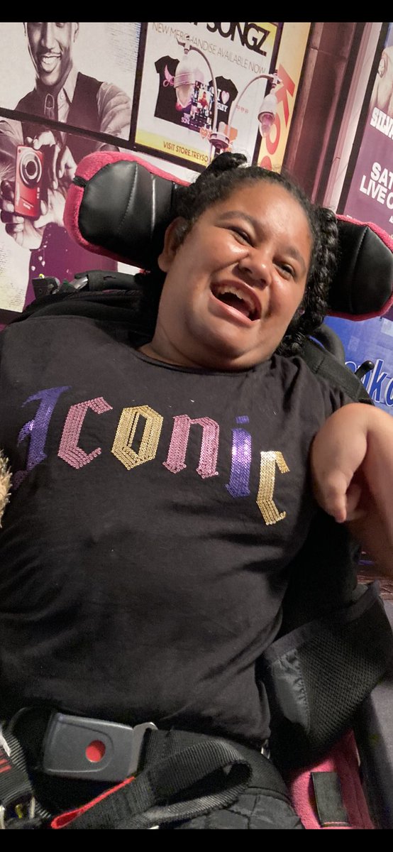 Samantha tweet media