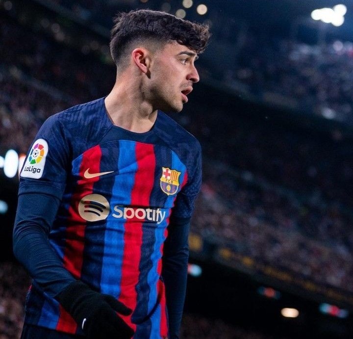 Would you sell Pedri to buy Florian Wirtz?