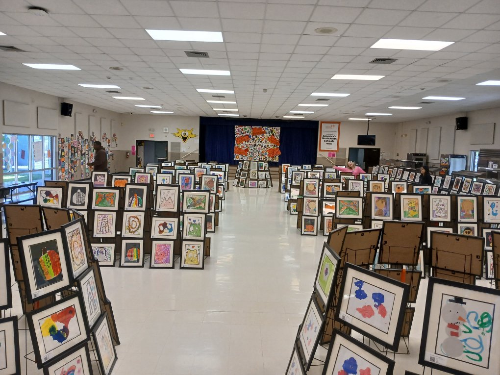 SSE_Wildcats's tweet photo. 🎨@ShepherdStudio what a wonderful art show this past week! Our talented students showcased their talents! 🎨🖼️
@DrAylinMartinez @SBISD @MrsVTristan https://t.co/EEGm7AFVjP