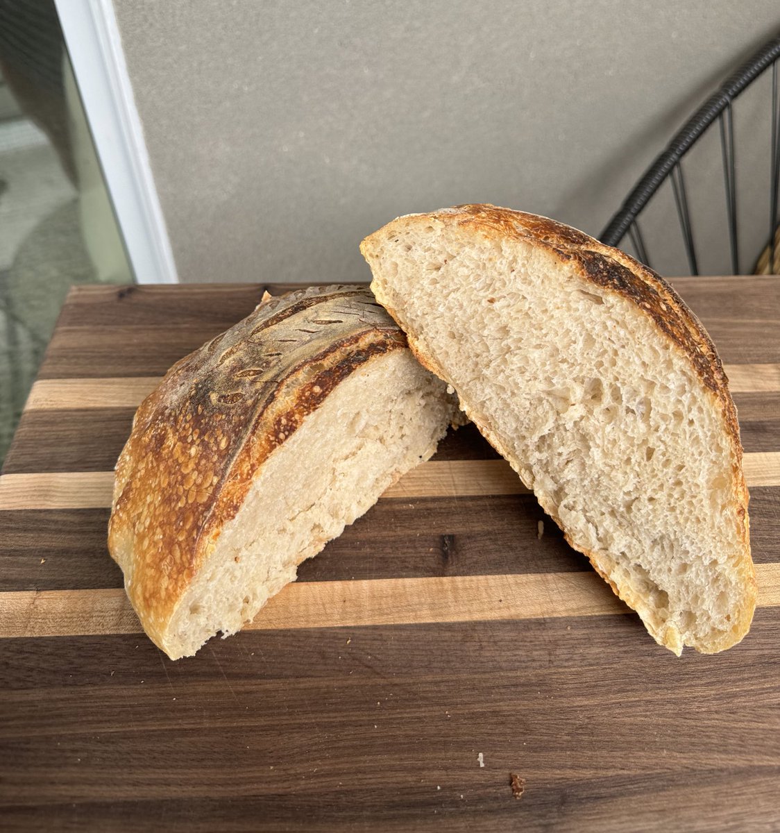 GraceMaser's tweet photo. My first sourdough loaf 🥹🤍 https://t.co/y0aCgQwey4