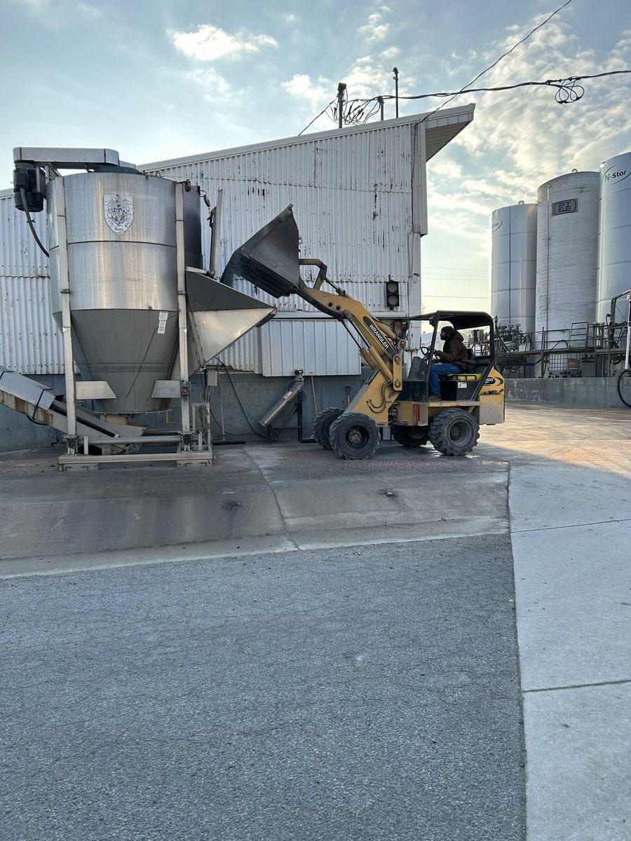 Bambauer Fert & Seed tweet media