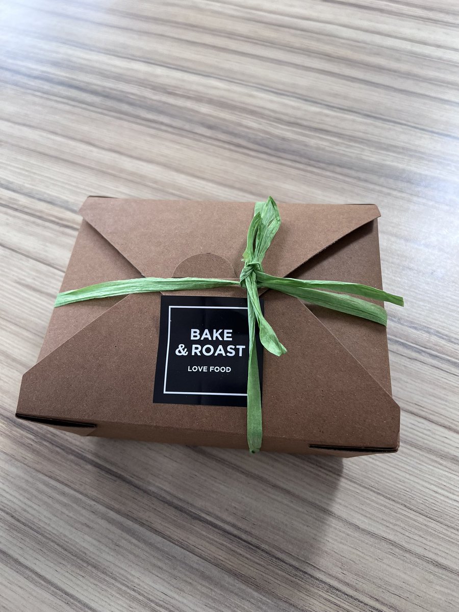 Craftprint's tweet image. Lip smacking Easter Treats courtesy of @bakeandroast