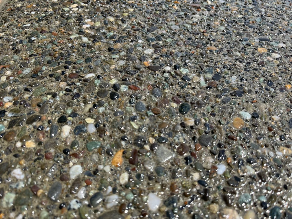 JonathanKozlow6's tweet photo. Saw a video of Catelli's Excavation Inc. using soda as a surface retarder for an exposed pea gravel finish ... last I looked, the video had 7 MILLION views ...
https://t.co/5BmarfX9kZ 
#concrete #concretecontractor #concretefinishing

Photo provided by Frank Catelli https://t.co/8djaGLbT55