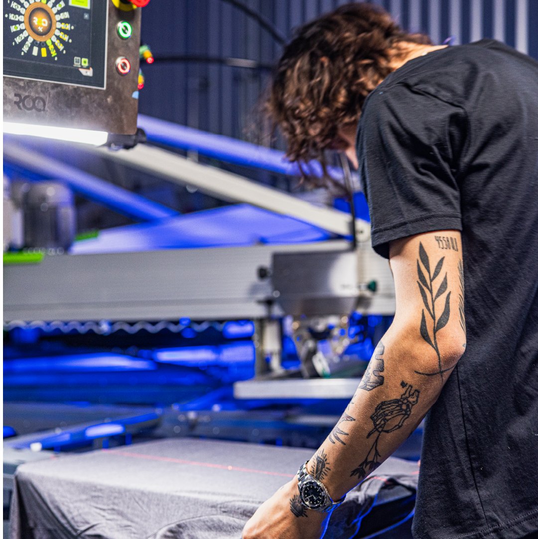 FullyPromotedSC's tweet image. Summer is approaching, bringing with it summer camps, mission trips, club activities, and much more. Let Fully Promoted handle the branded t-shirts for a hassle free summer.

#areyoufullypromoted #teamspirit #summeractivities #clubs #teamwear #uniforms