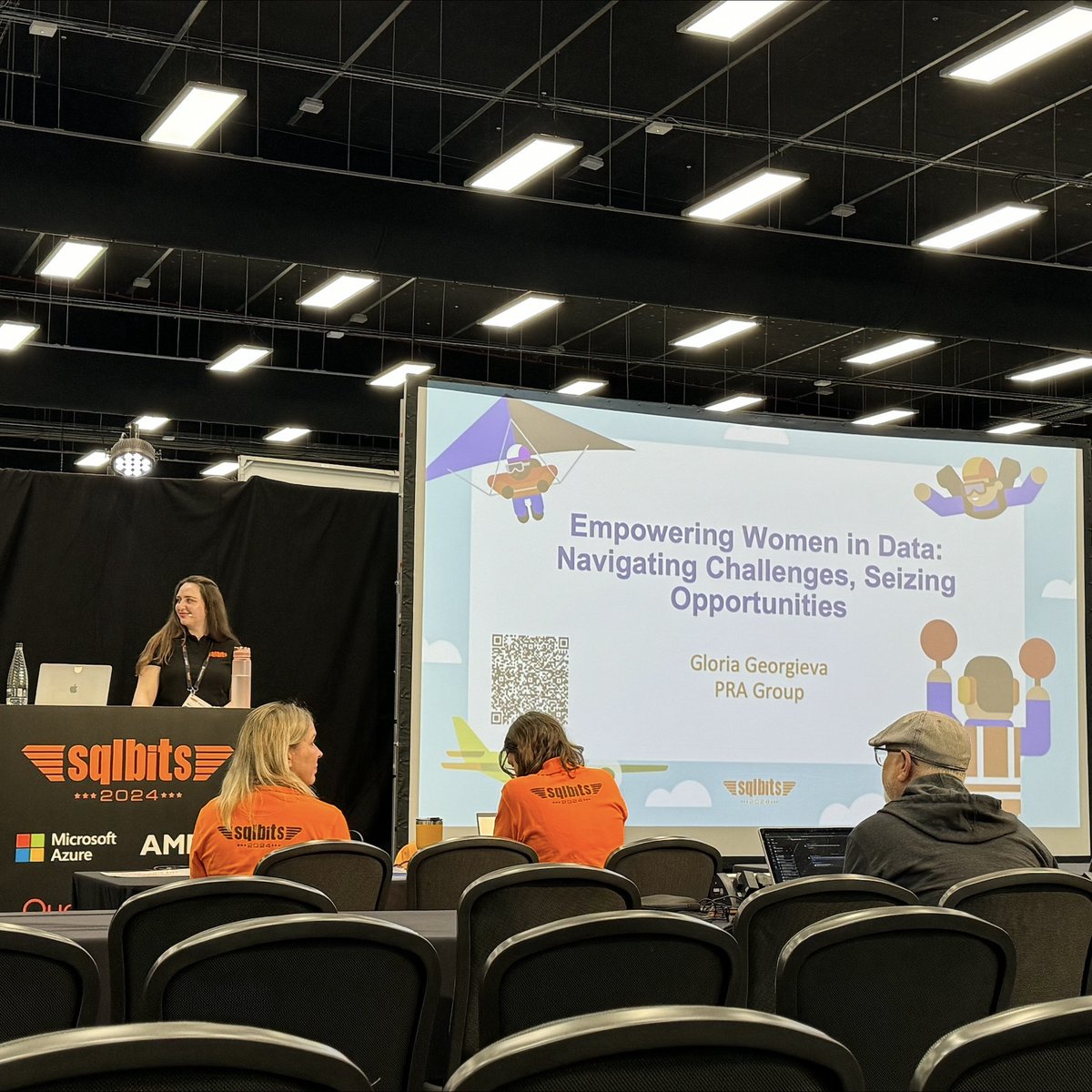 PRA Group Data Engineer Gloria Georgieva shared her insights at @SQLBits, the largest annual conference for data professionals in Europe. Georgieva, a @Credit_Strategy Women in Credit award-winner, led a discussion on fostering inclusivity and empowering women in technology.