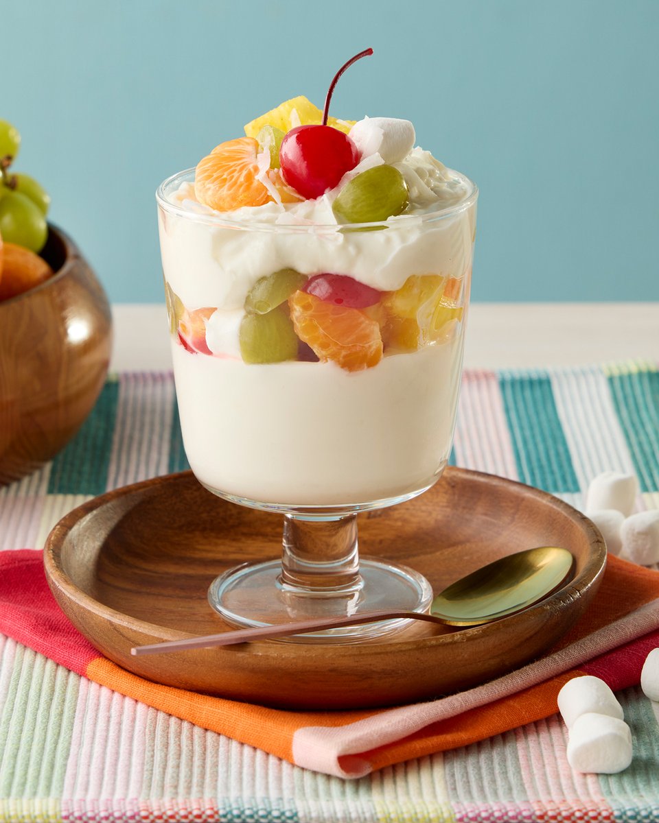 The sweet nostalgia of an Ambrosia Salad—with a new parfait twist 🍒bit.ly/3xeaOUH