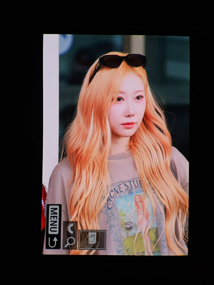 240329 仁川出境 preview
DREAMCATCHER - HANDONG 

#드림캐쳐 #dreamcatcher
#한동 #HANDONG #韩东
<a href="/hf_dreamcatcher/">드림캐쳐 Dreamcatcher</a>